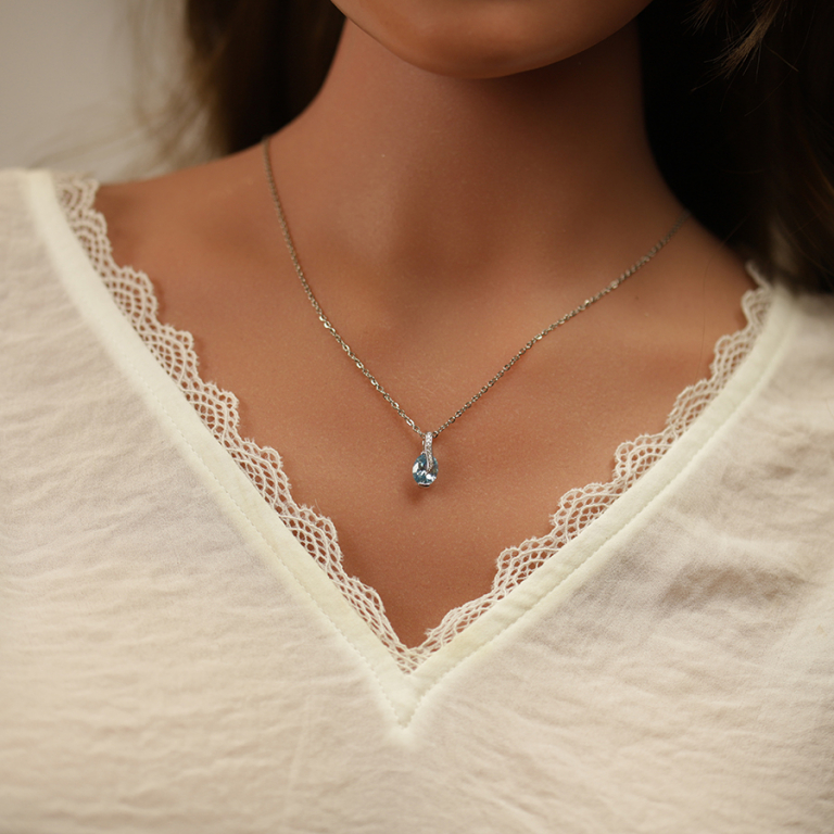 Collier en argent rhodi chane avec pendentif goutte d\'oxyde bleu ciel et drap avec oxydes blancs sertis 42+3cm - Vue 20