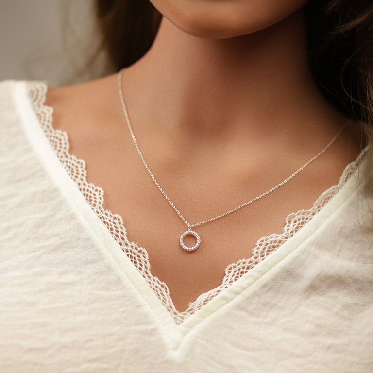 Collier en argent rhodi claire, pendentif cercle vid perl 40+5cm - Vue 20